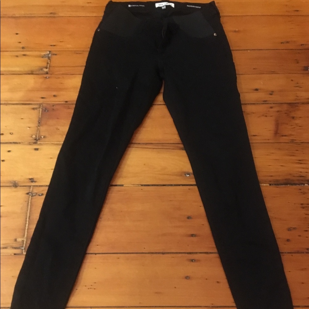 Black maternity jeans